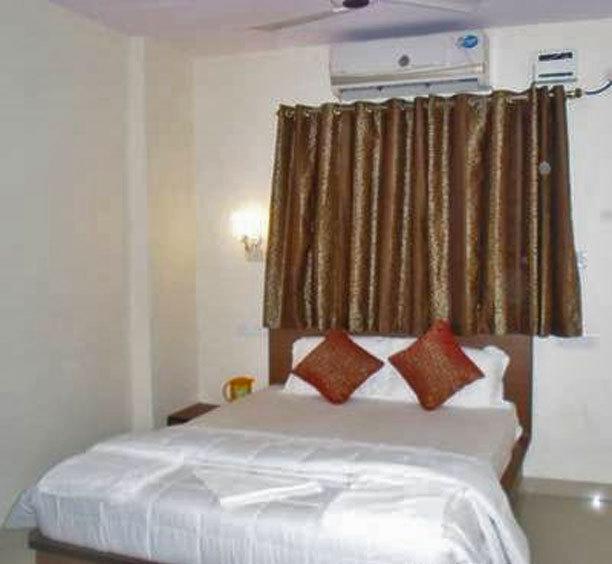 Hotel Fortune Residency Hyderabad Room photo